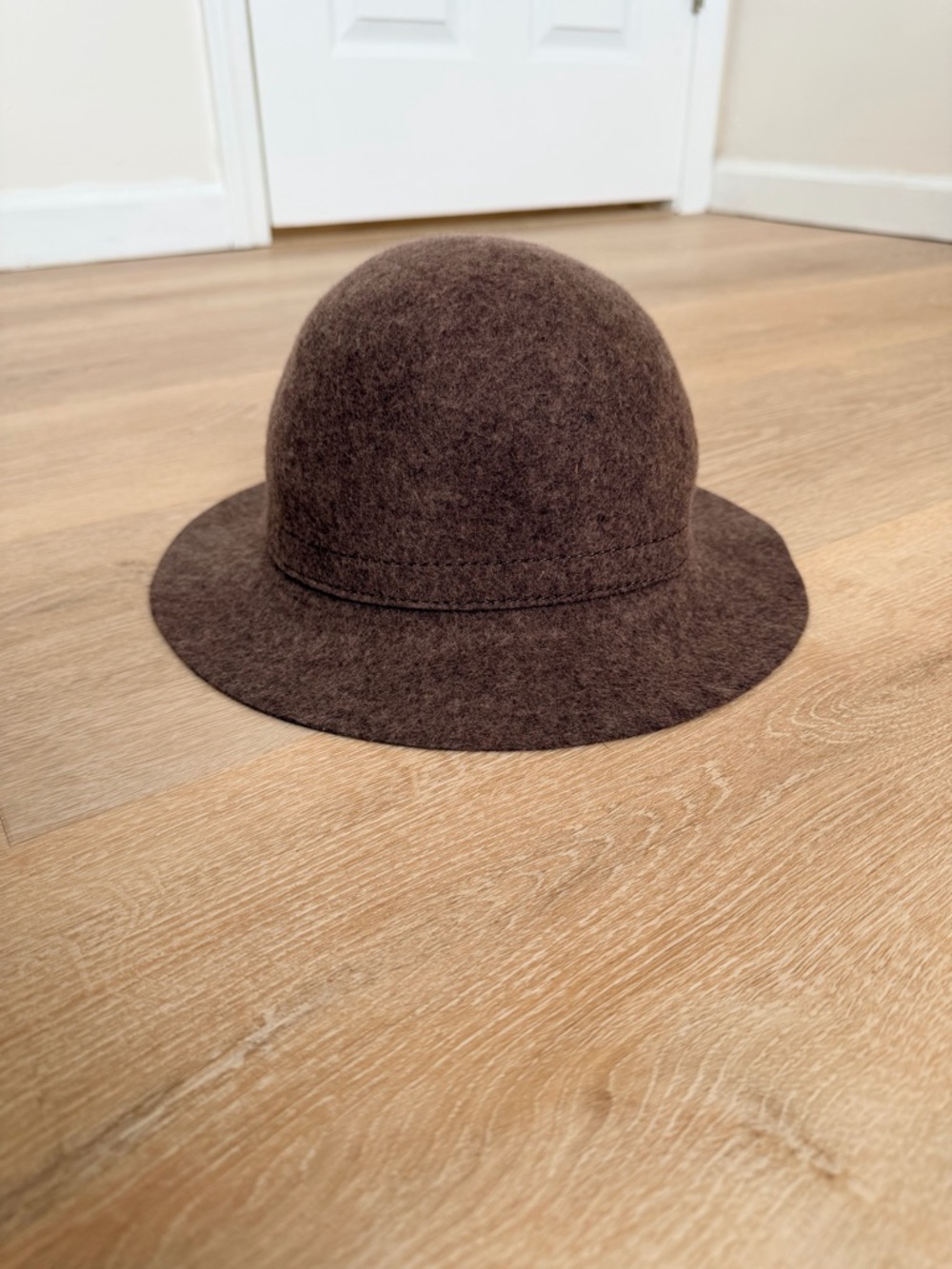 Soeur 100% Wool Cloche Bucket Hat Made in Italy French Minimalist Size 2 France - Picture 11 of 12